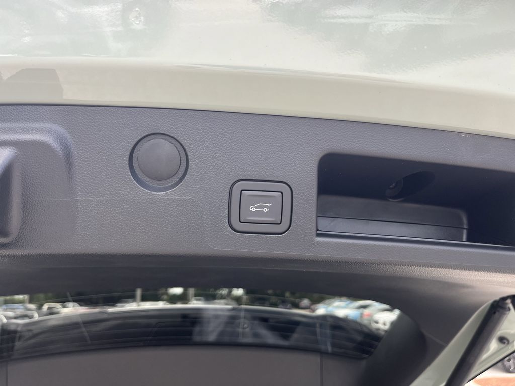 new 2026 Chevrolet Equinox car, priced at $31,383