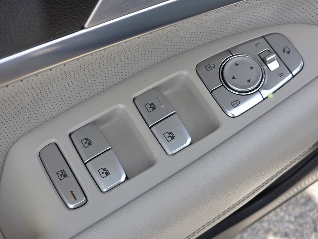 used 2019 Genesis G70 car, priced at $20,993