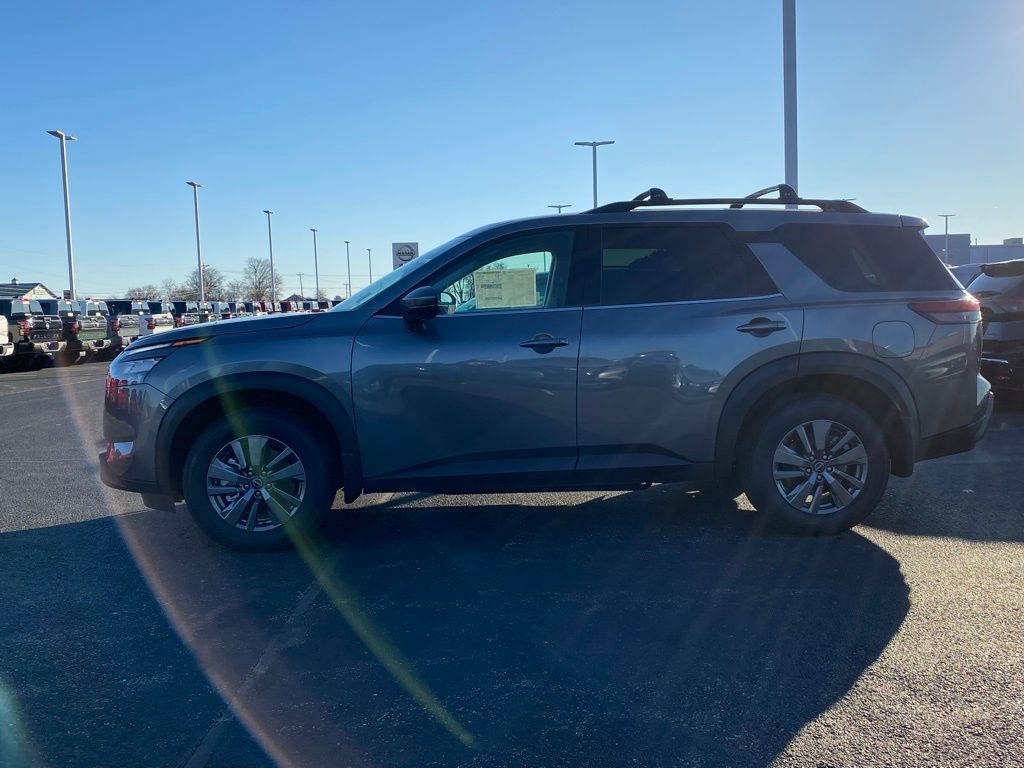 new 2025 Nissan Pathfinder car, priced at $35,161