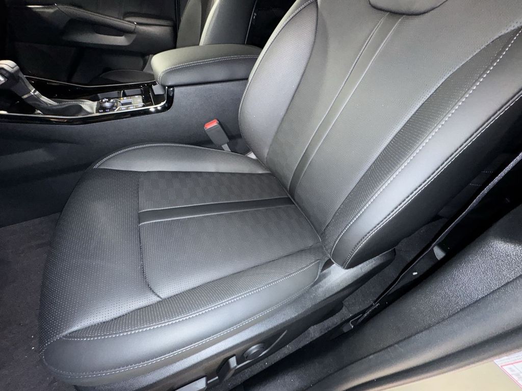 new 2025 Kia Sorento car, priced at $45,280