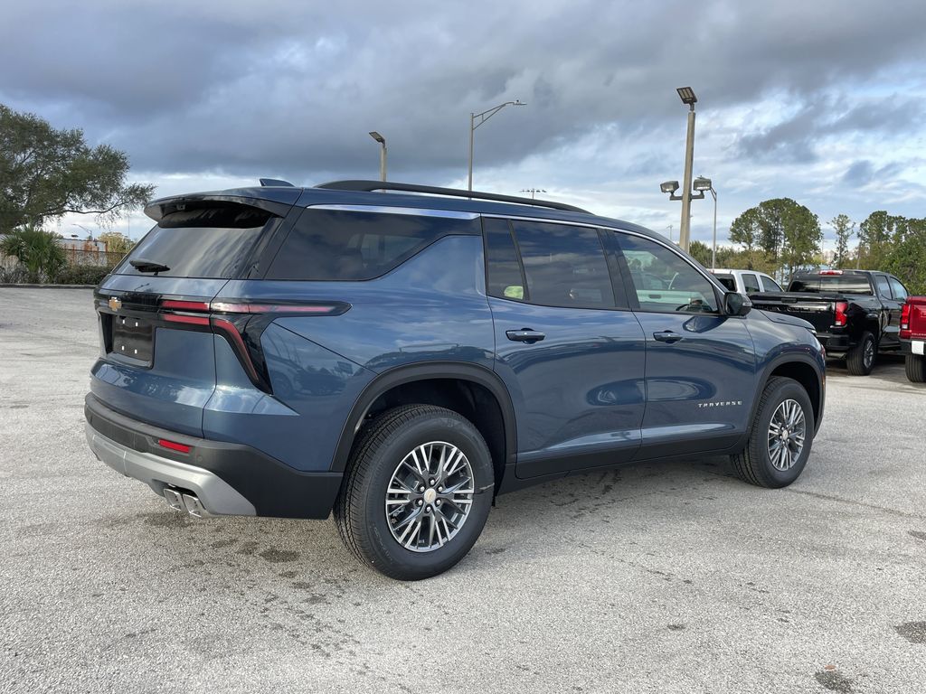 new 2026 Chevrolet Traverse car, priced at $37,495