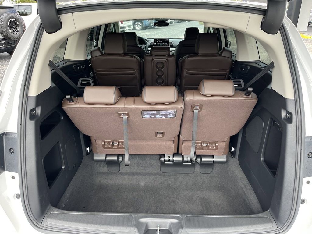 new 2025 Honda Odyssey car, priced at $46,522
