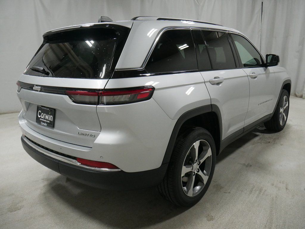 new 2024 Jeep Grand Cherokee car, priced at $47,420