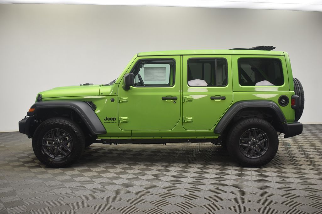 new 2025 Jeep Wrangler car, priced at $43,220