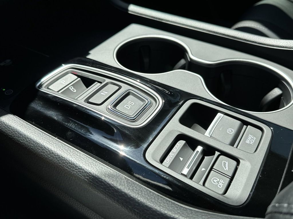 new 2025 Honda Pilot car, priced at $49,488