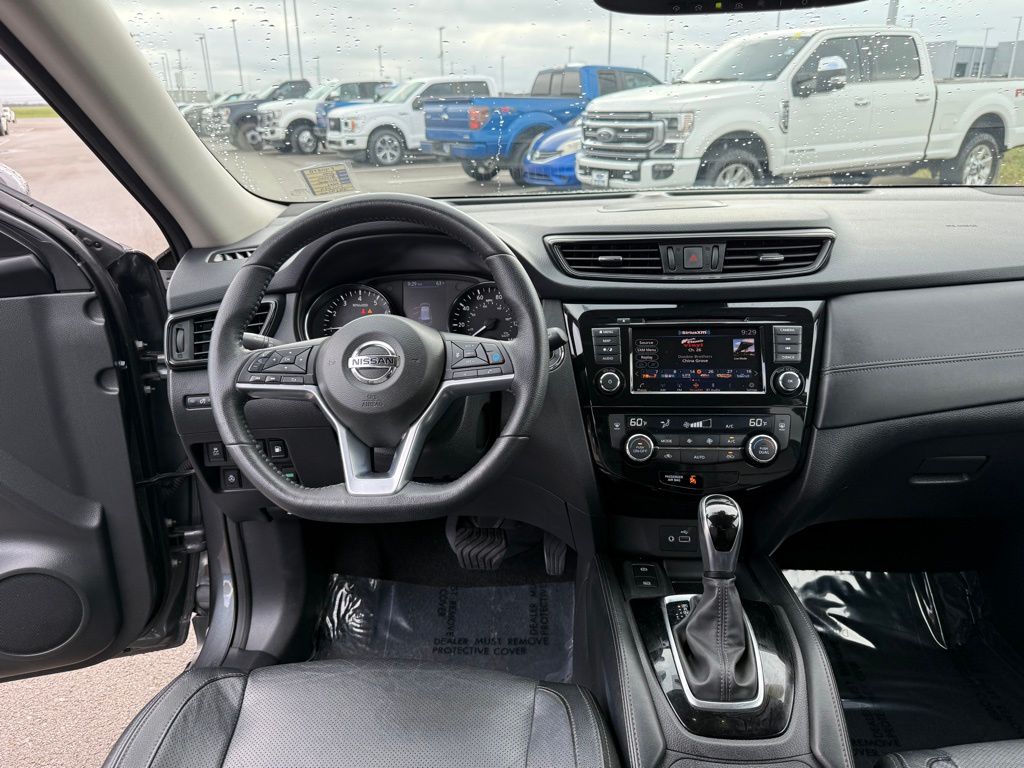 used 2019 Nissan Rogue car, priced at $16,777