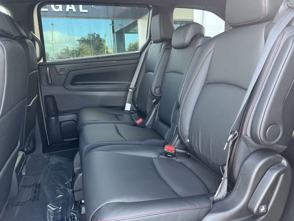 new 2025 Honda Odyssey car, priced at $43,464