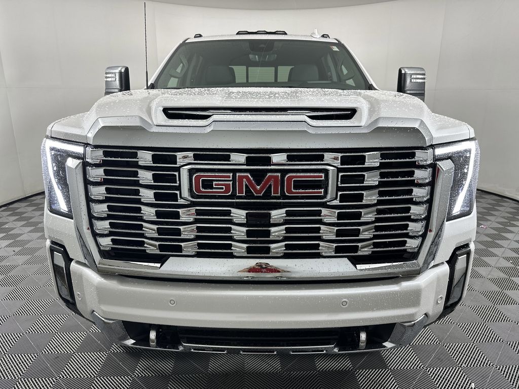 new 2025 GMC Sierra 2500HD car, priced at $85,639