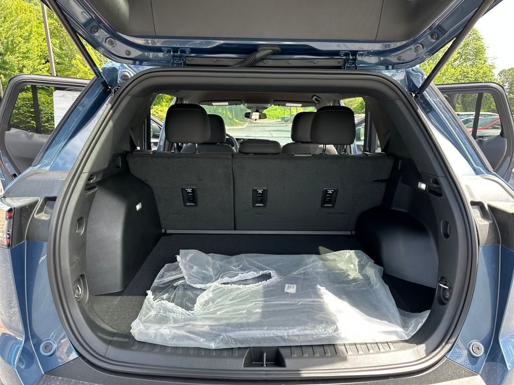 new 2026 Chevrolet Equinox car, priced at $31,995