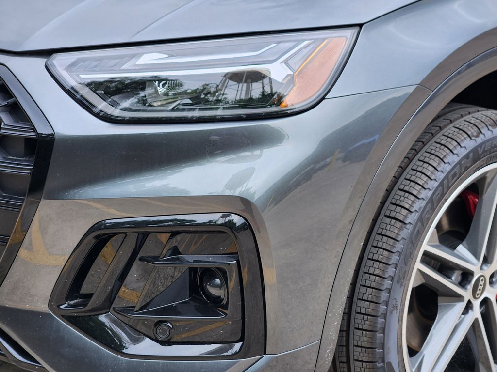 new 2025 Audi Q5 e car, priced at $69,385