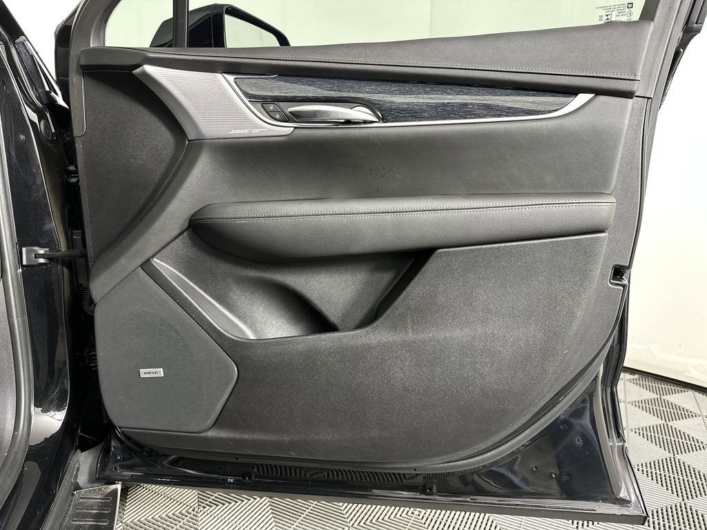 used 2021 Cadillac XT5 car, priced at $31,547