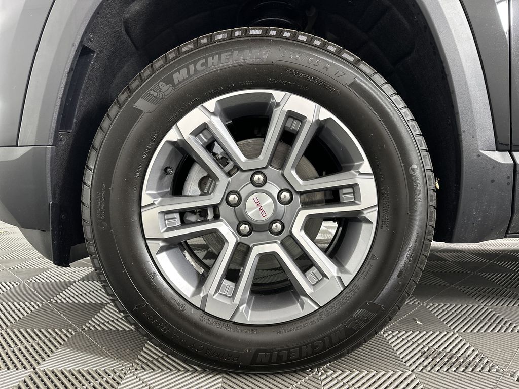 new 2025 GMC Terrain car, priced at $28,890