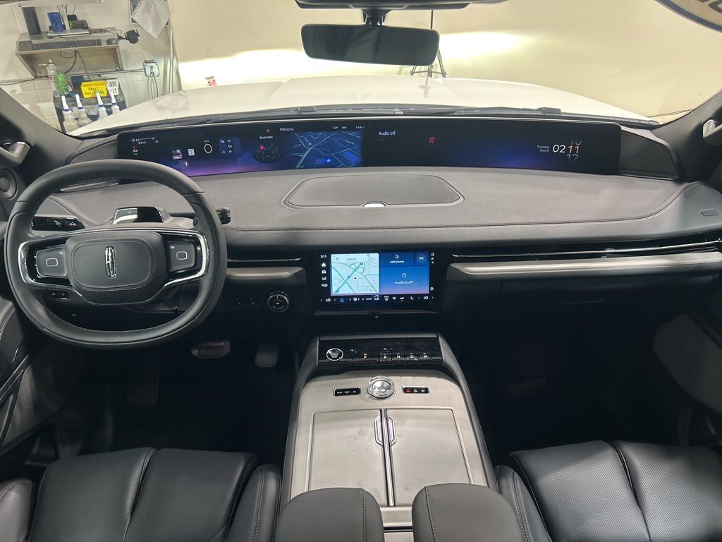 new 2025 Lincoln Navigator car, priced at $110,535