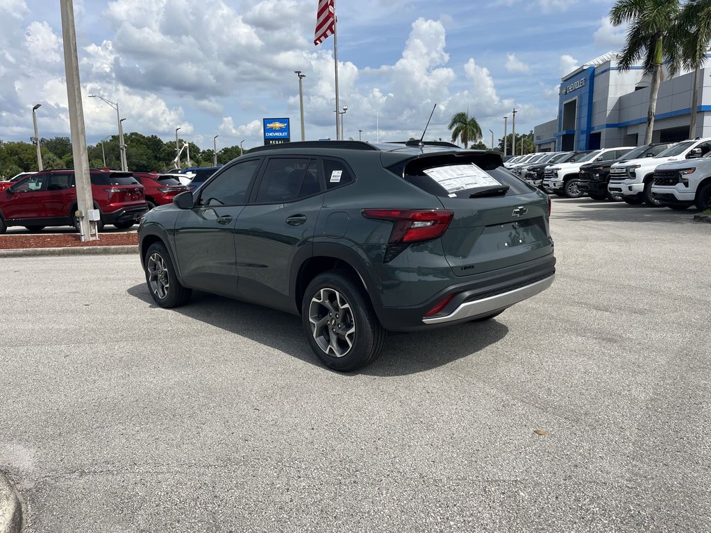 new 2025 Chevrolet Trax car, priced at $24,460