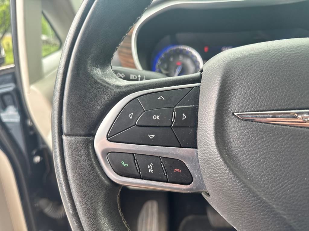 used 2022 Chrysler Pacifica car, priced at $22,751
