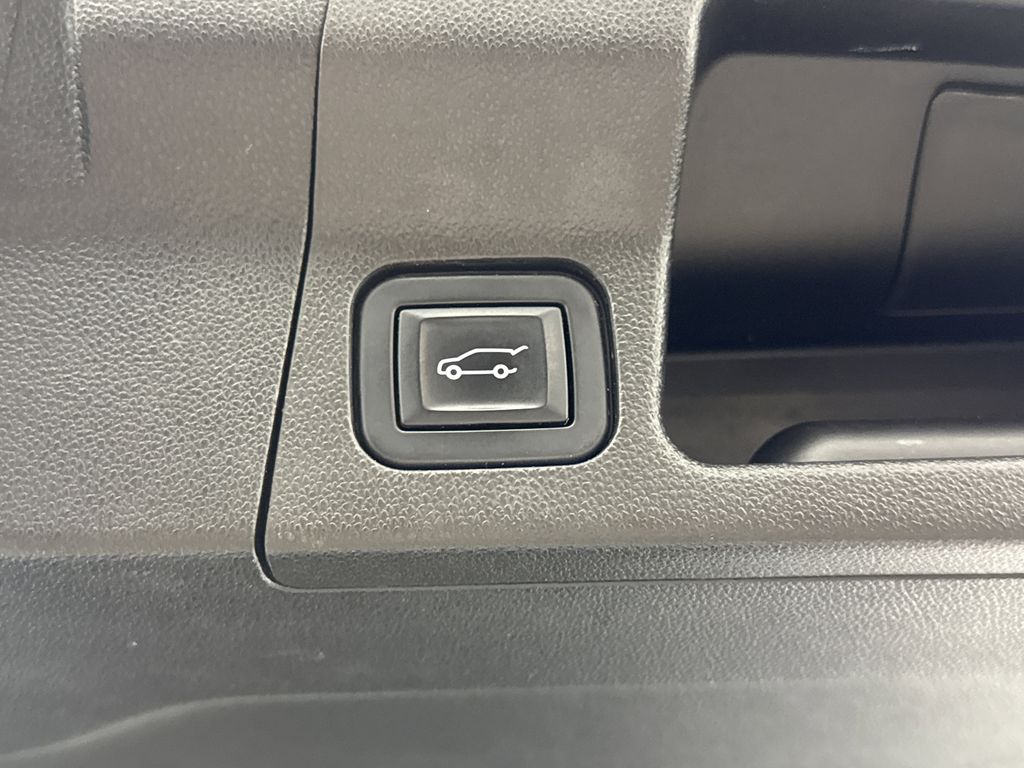 used 2022 GMC Acadia car, priced at $31,555