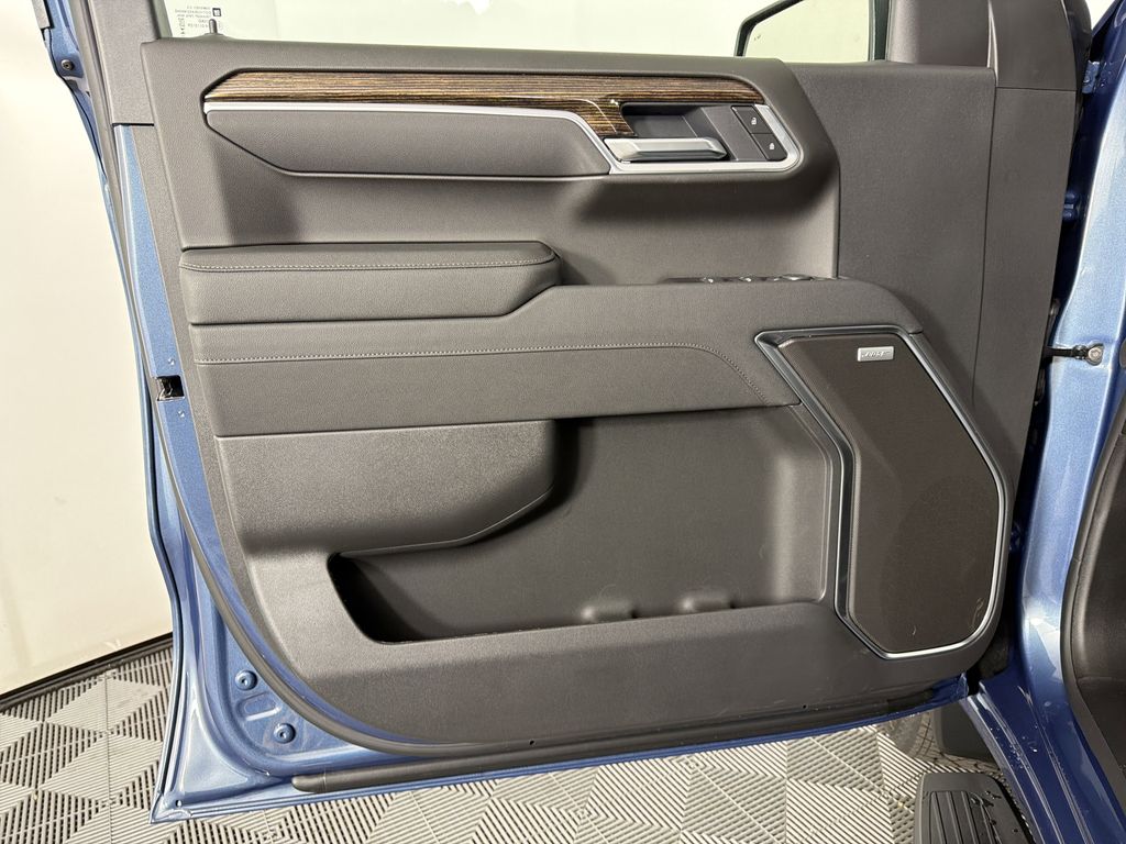 new 2026 GMC Sierra 1500 car, priced at $62,095