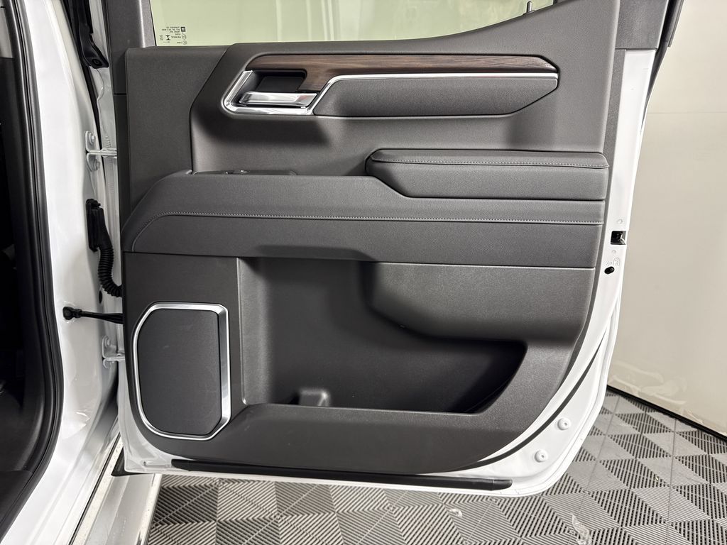 new 2026 GMC Sierra 1500 car, priced at $60,925