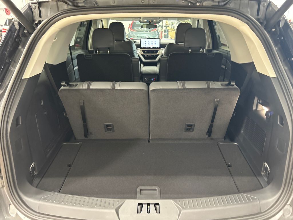 new 2025 Ford Explorer car, priced at $45,399