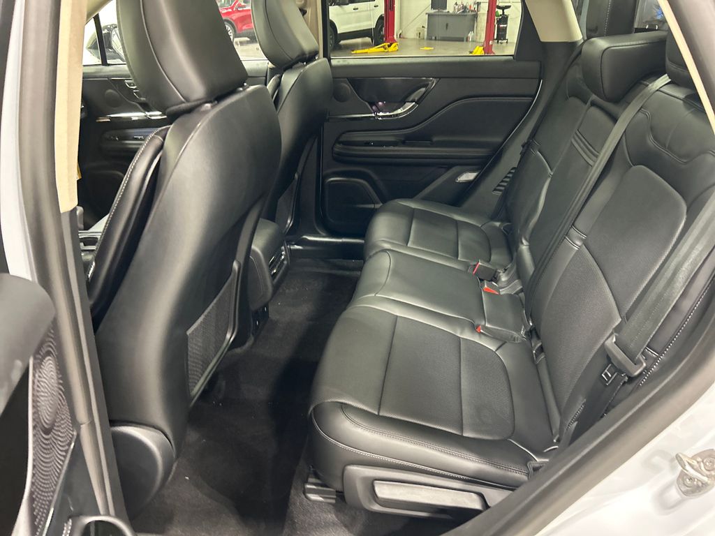 new 2025 Lincoln Corsair car, priced at $50,274