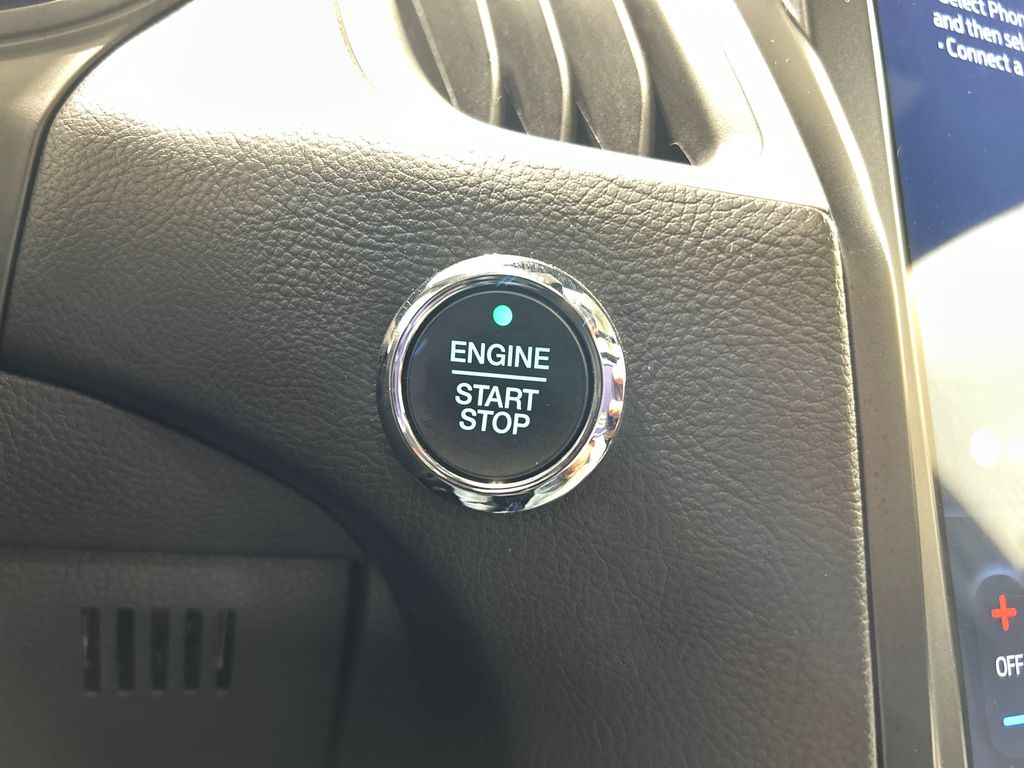 used 2022 Ford Edge car, priced at $27,623