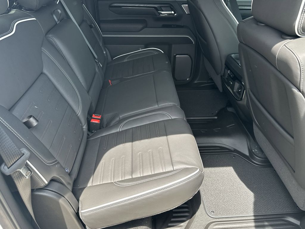 new 2025 GMC Sierra 2500HD car, priced at $94,054