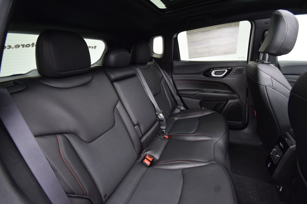 new 2026 Jeep Compass car, priced at $38,569