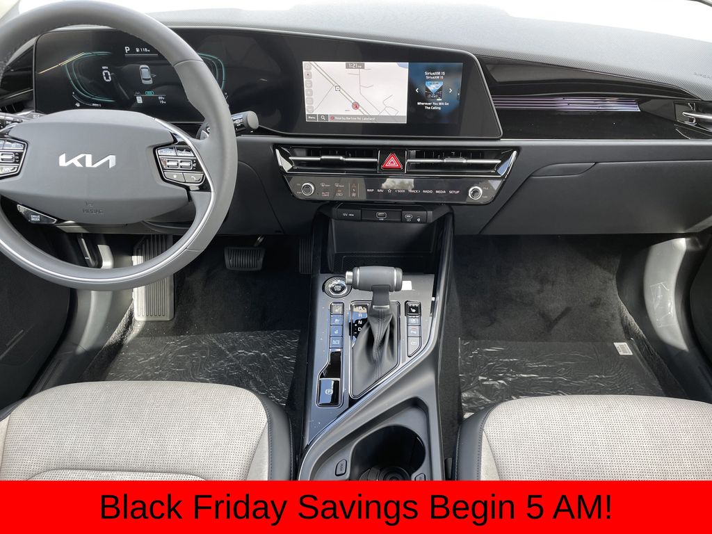 new 2025 Kia Niro car, priced at $30,646