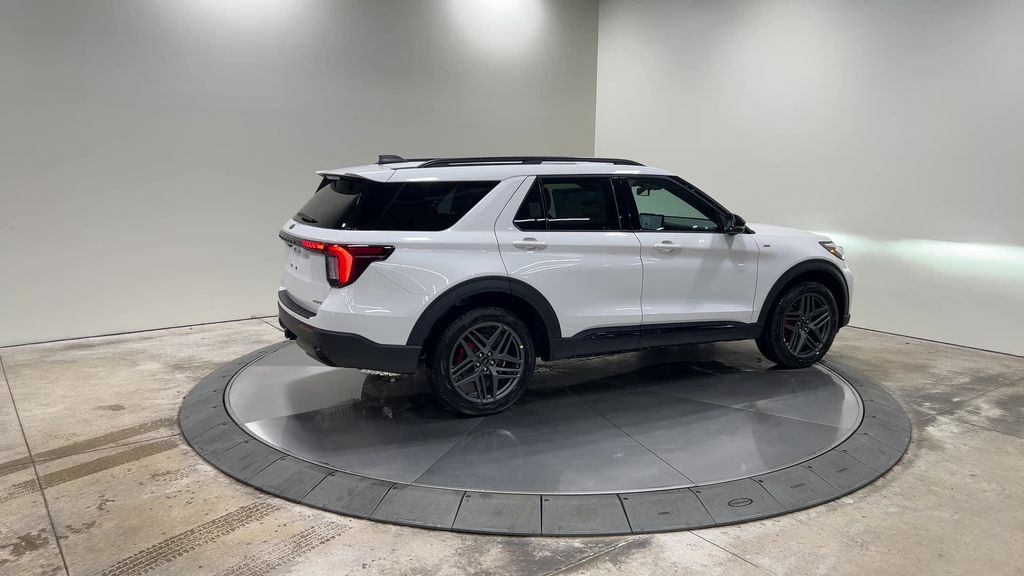 new 2025 Ford Explorer car, priced at $50,310