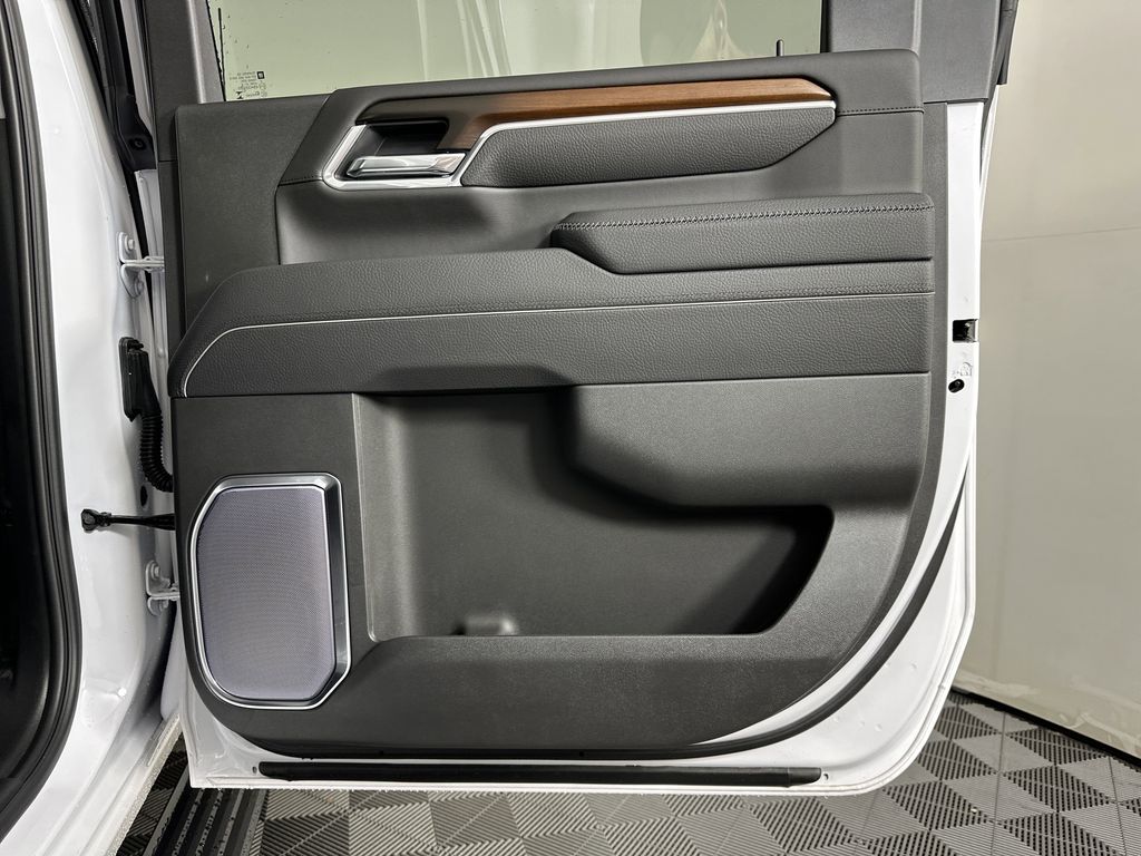 new 2025 GMC Sierra 2500HD car, priced at $85,639