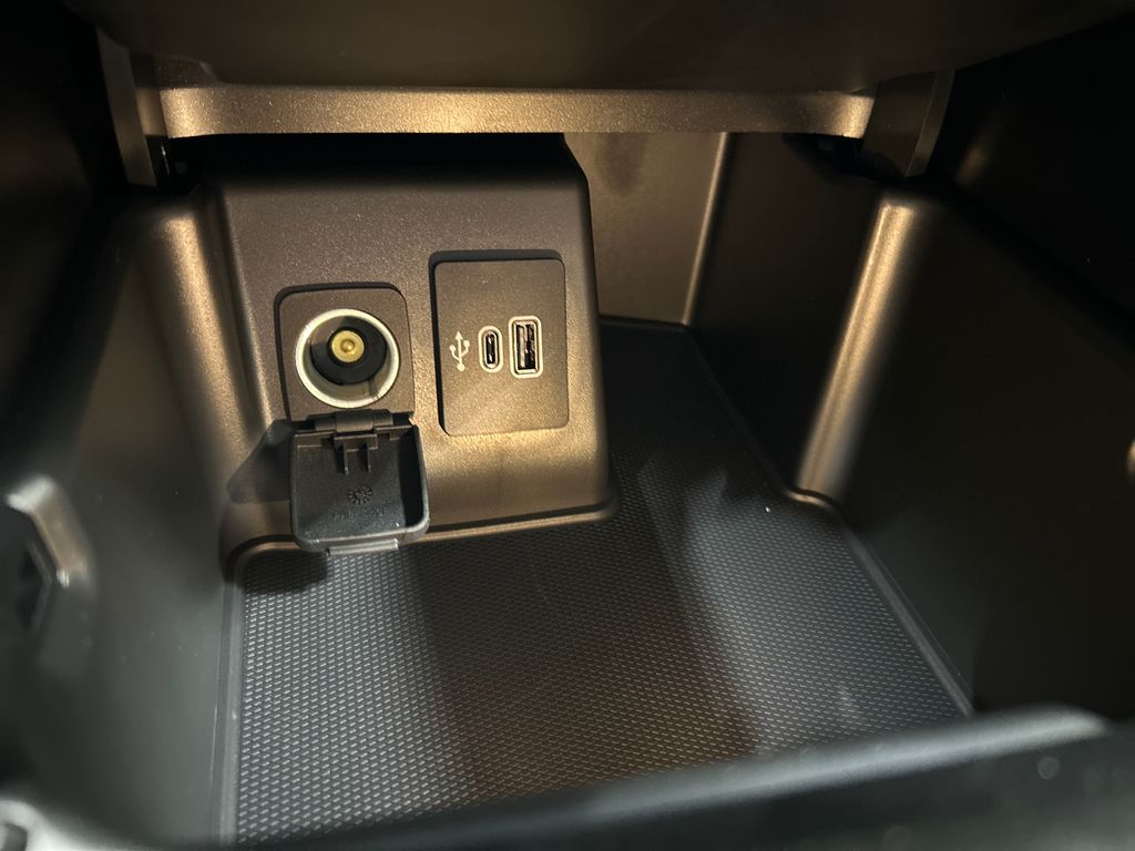 new 2025 Ford Explorer car, priced at $45,826