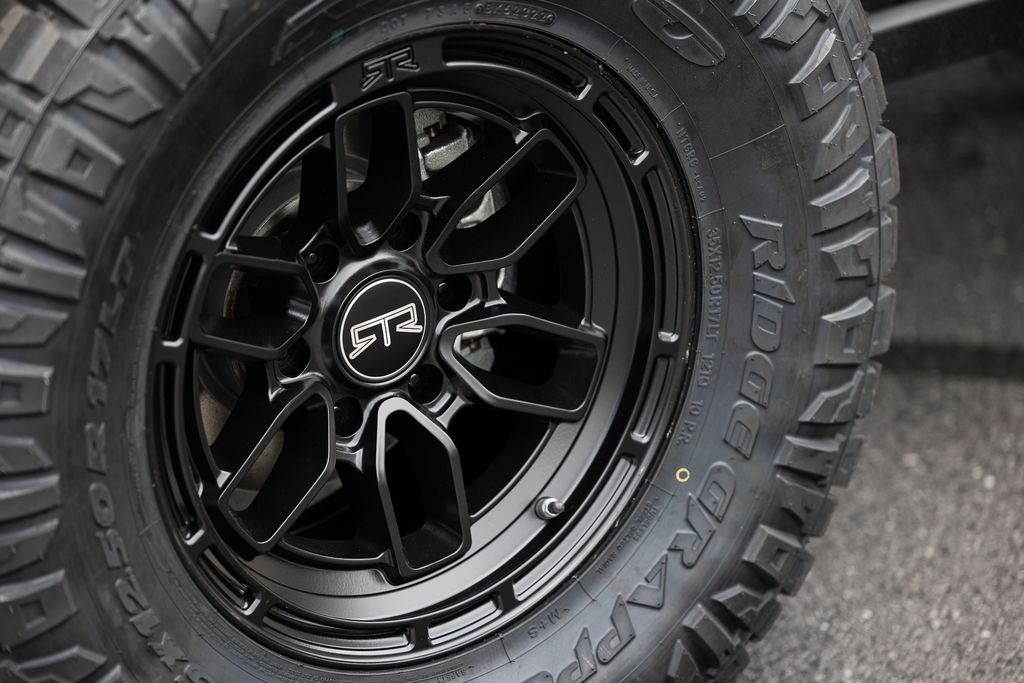 new 2025 Ford Bronco car