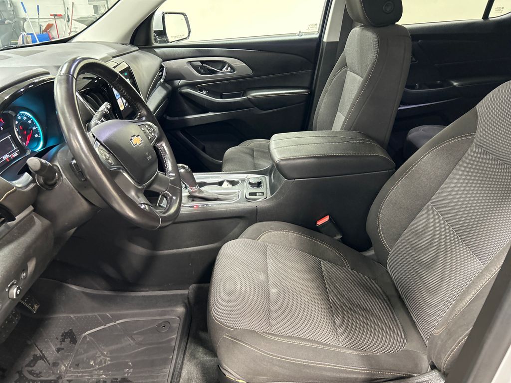 used 2019 Chevrolet Traverse car, priced at $19,998
