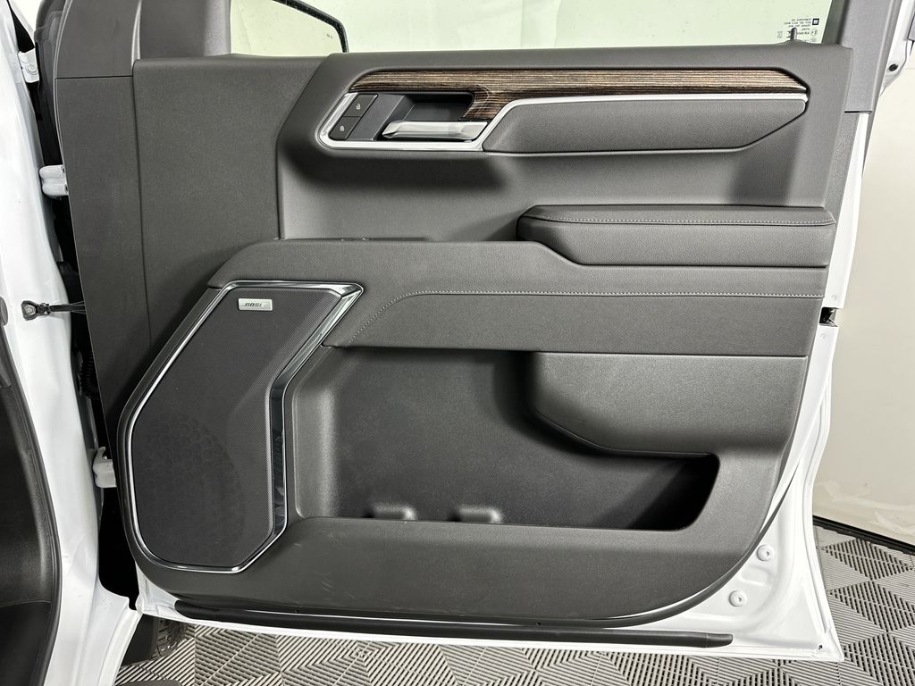 new 2025 GMC Sierra 1500 car, priced at $61,284