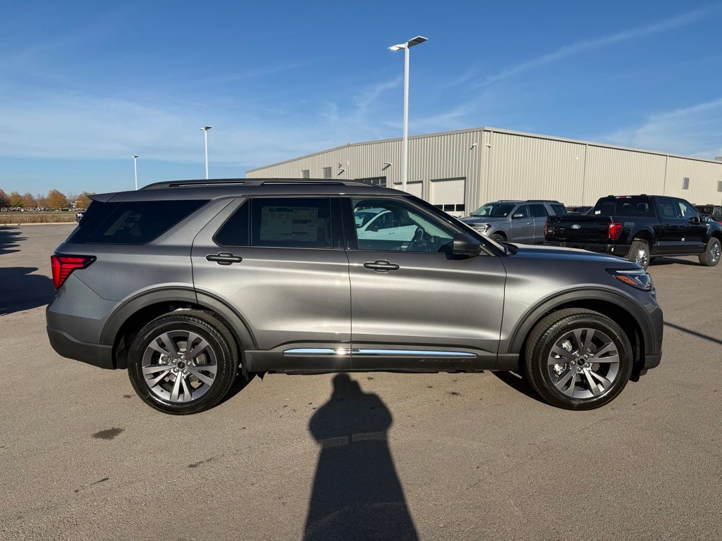 new 2025 Ford Explorer car, priced at $43,109