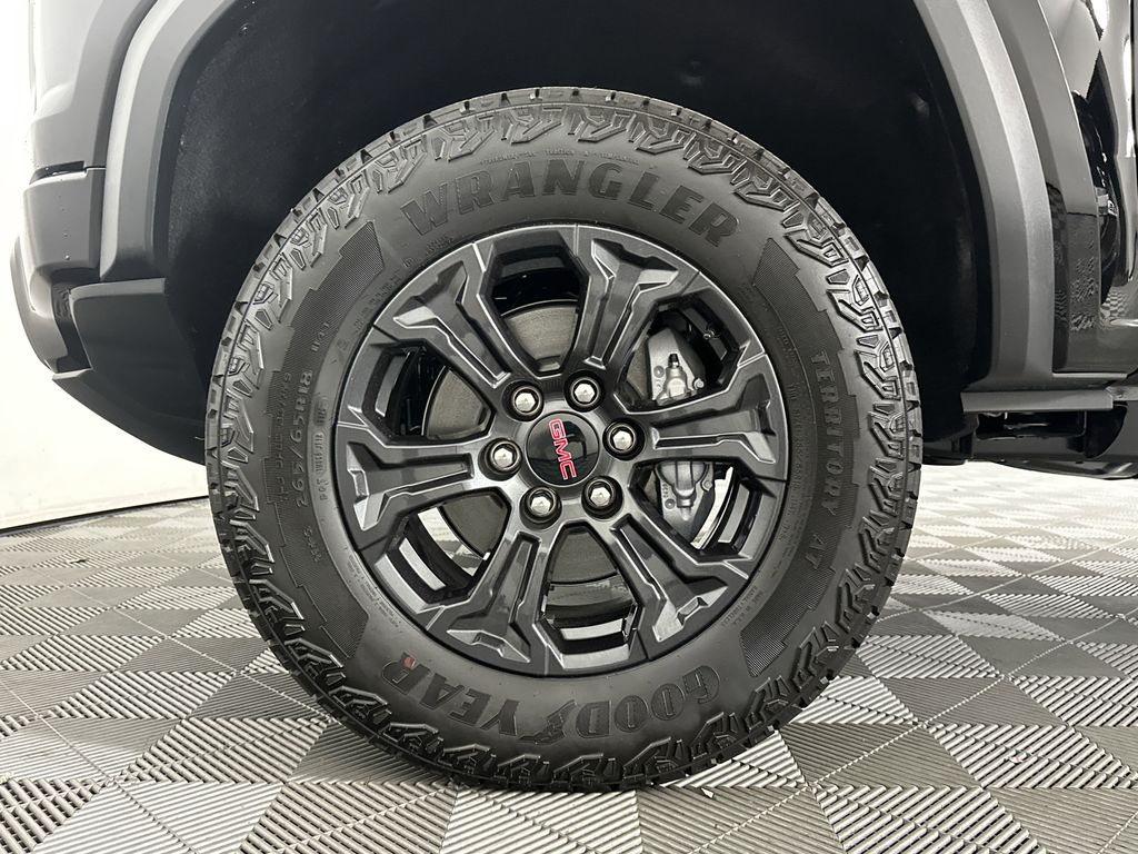 new 2025 GMC Canyon car, priced at $42,895