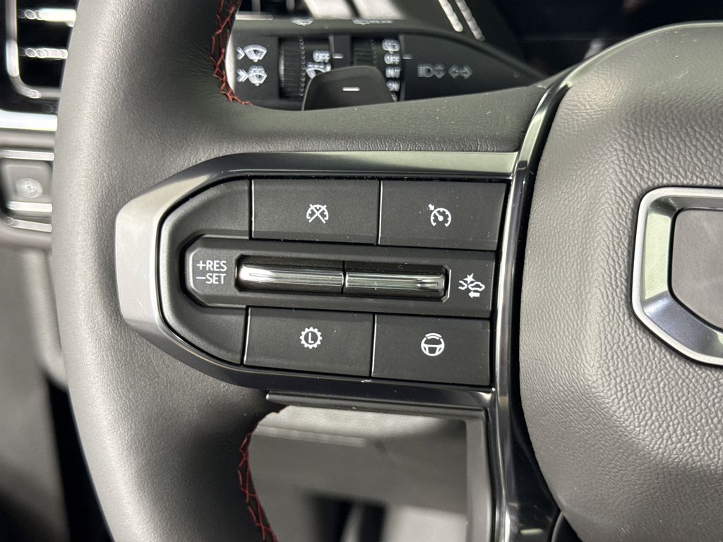 new 2025 GMC Yukon XL car, priced at $103,789