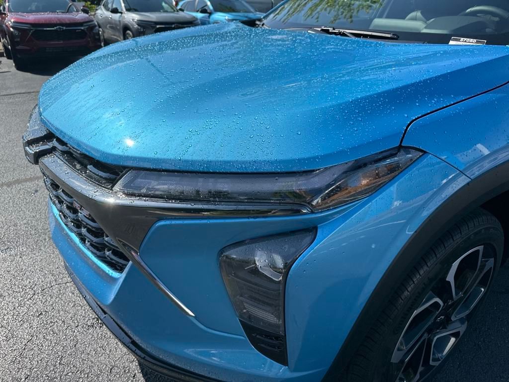 new 2025 Chevrolet Trax car, priced at $26,290