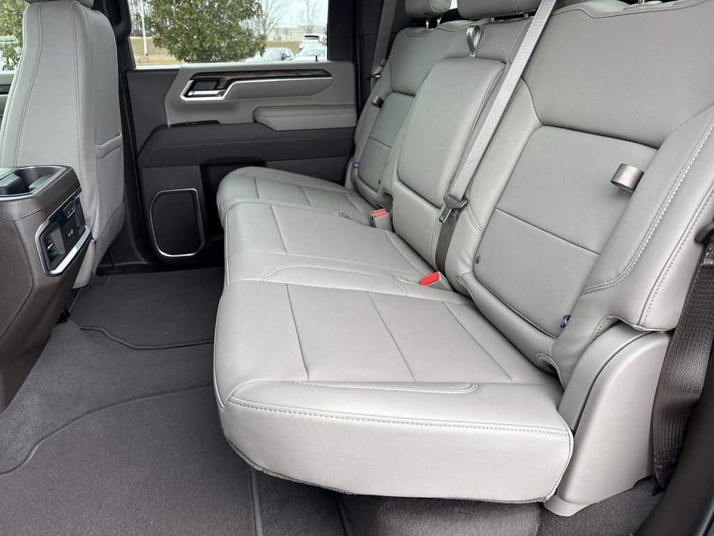 new 2025 GMC Sierra 2500HD car, priced at $80,865