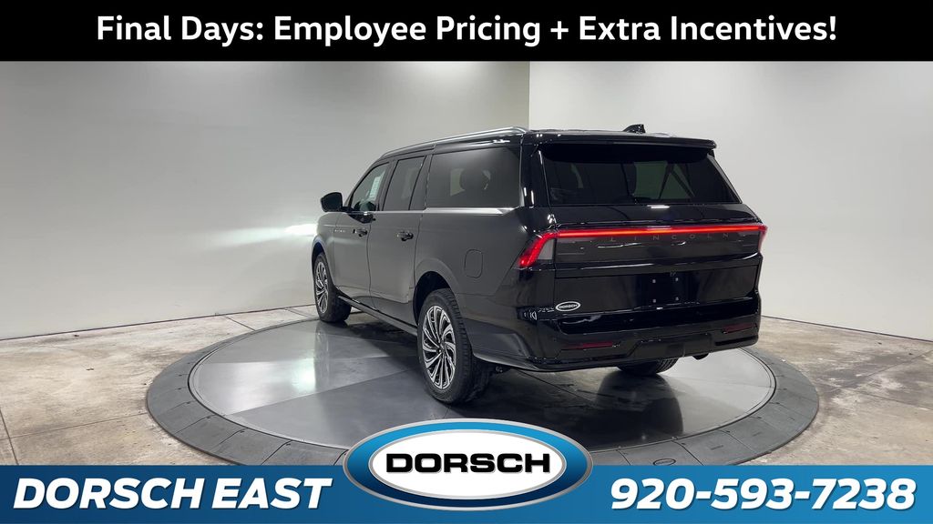 new 2025 Lincoln Navigator car, priced at $121,730