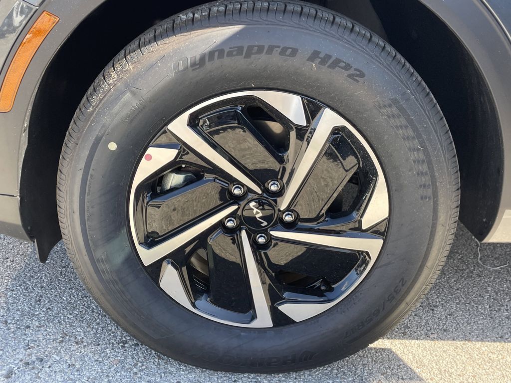 new 2025 Kia Sportage Hybrid car, priced at $28,753