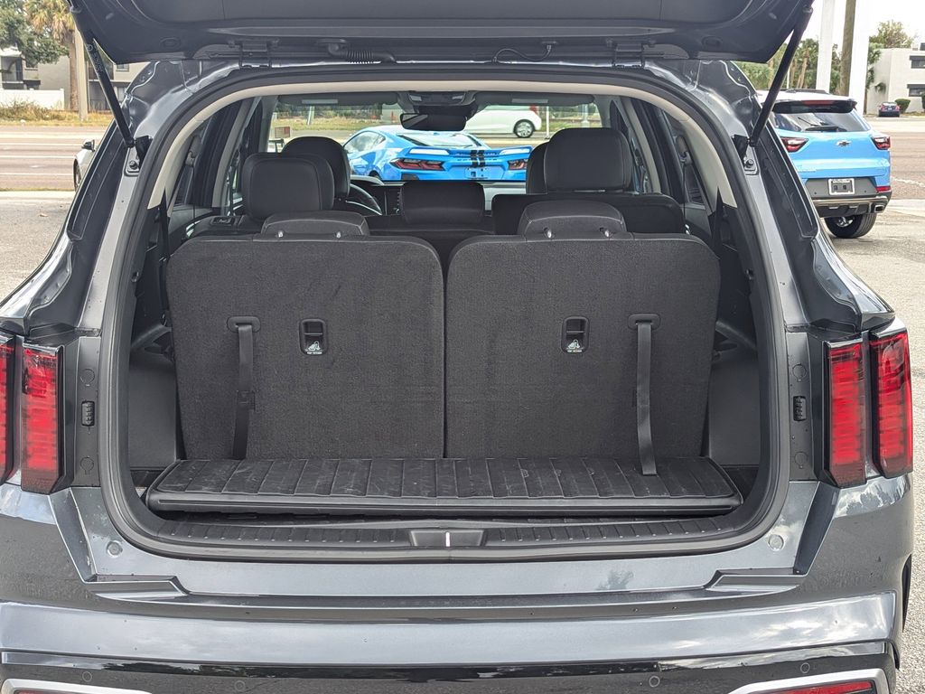 used 2023 Kia Sorento car, priced at $24,692