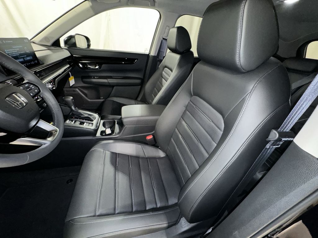 new 2025 Honda CR-V car, priced at $37,895