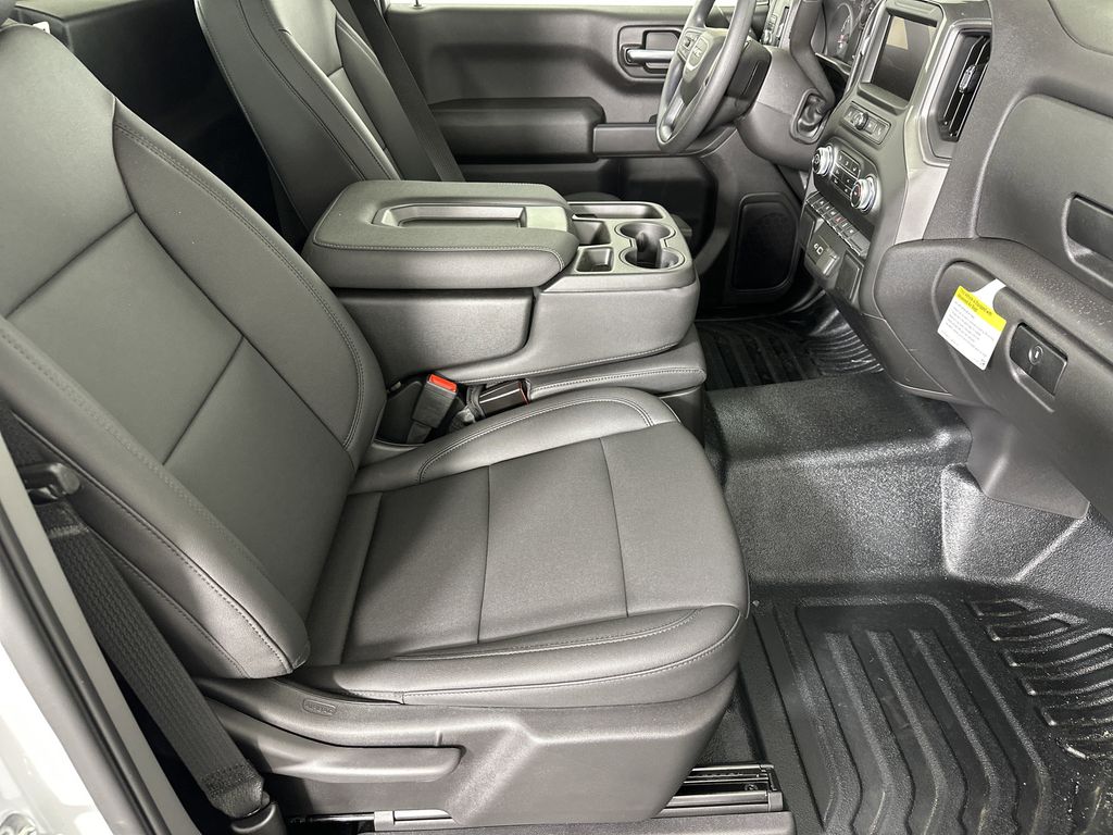 new 2025 GMC Sierra 1500 car, priced at $33,145