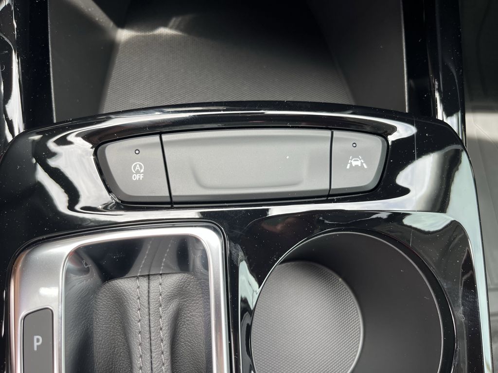 new 2025 Chevrolet Trax car, priced at $22,862