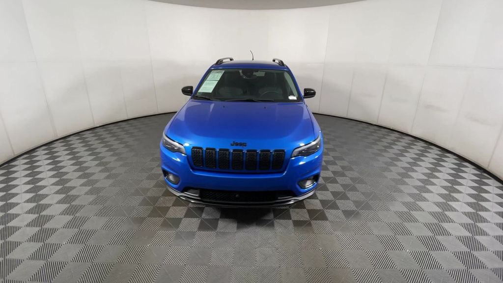 used 2023 Jeep Cherokee car, priced at $20,597