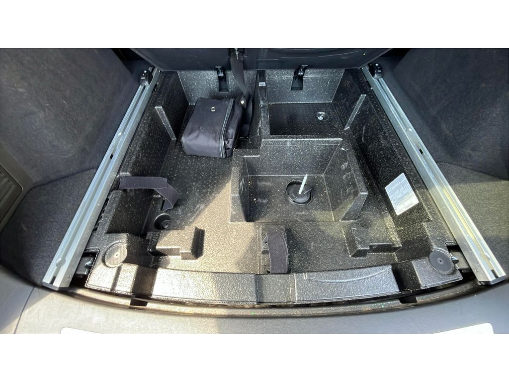 used 2020 Cadillac XT5 car, priced at $31,200