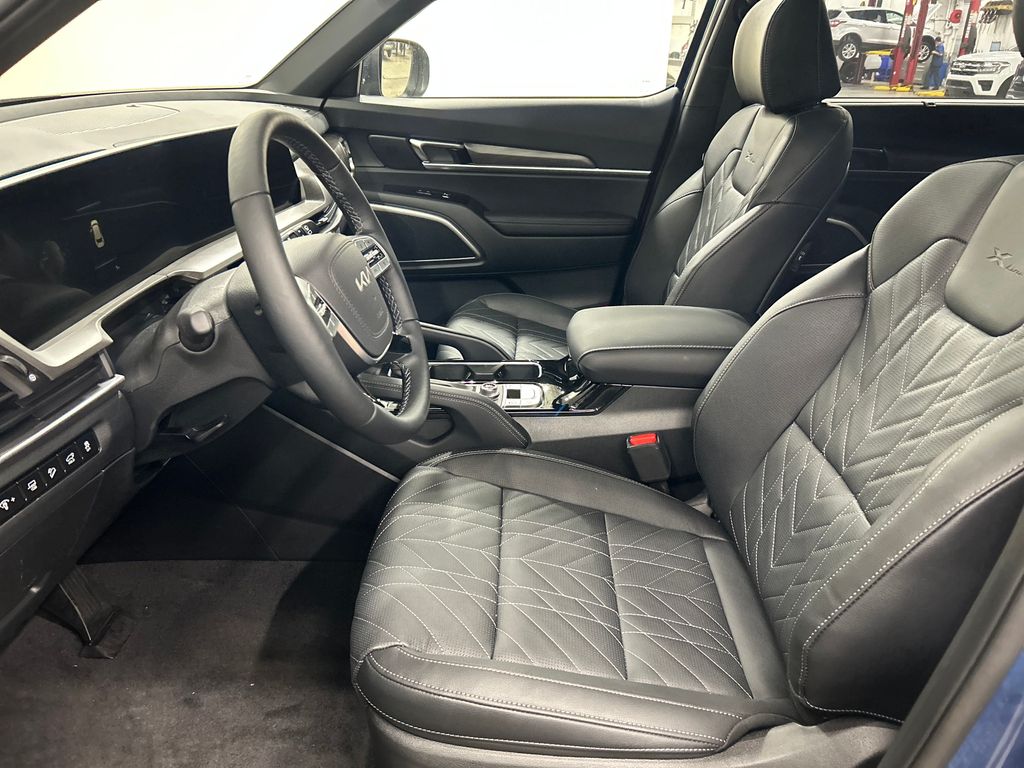 new 2025 Kia Telluride car, priced at $48,195