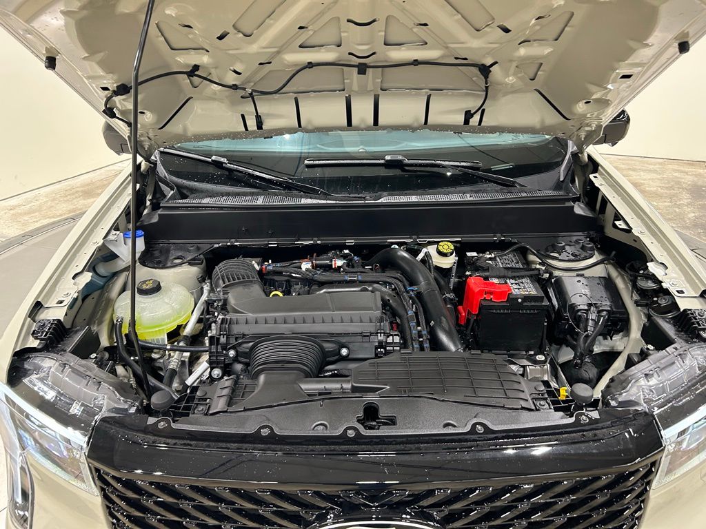 new 2025 Ford Maverick car, priced at $39,270