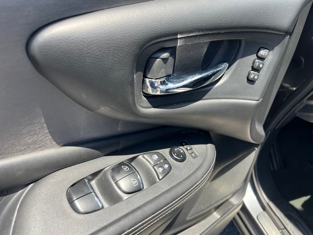 used 2023 Nissan Murano car, priced at $24,900